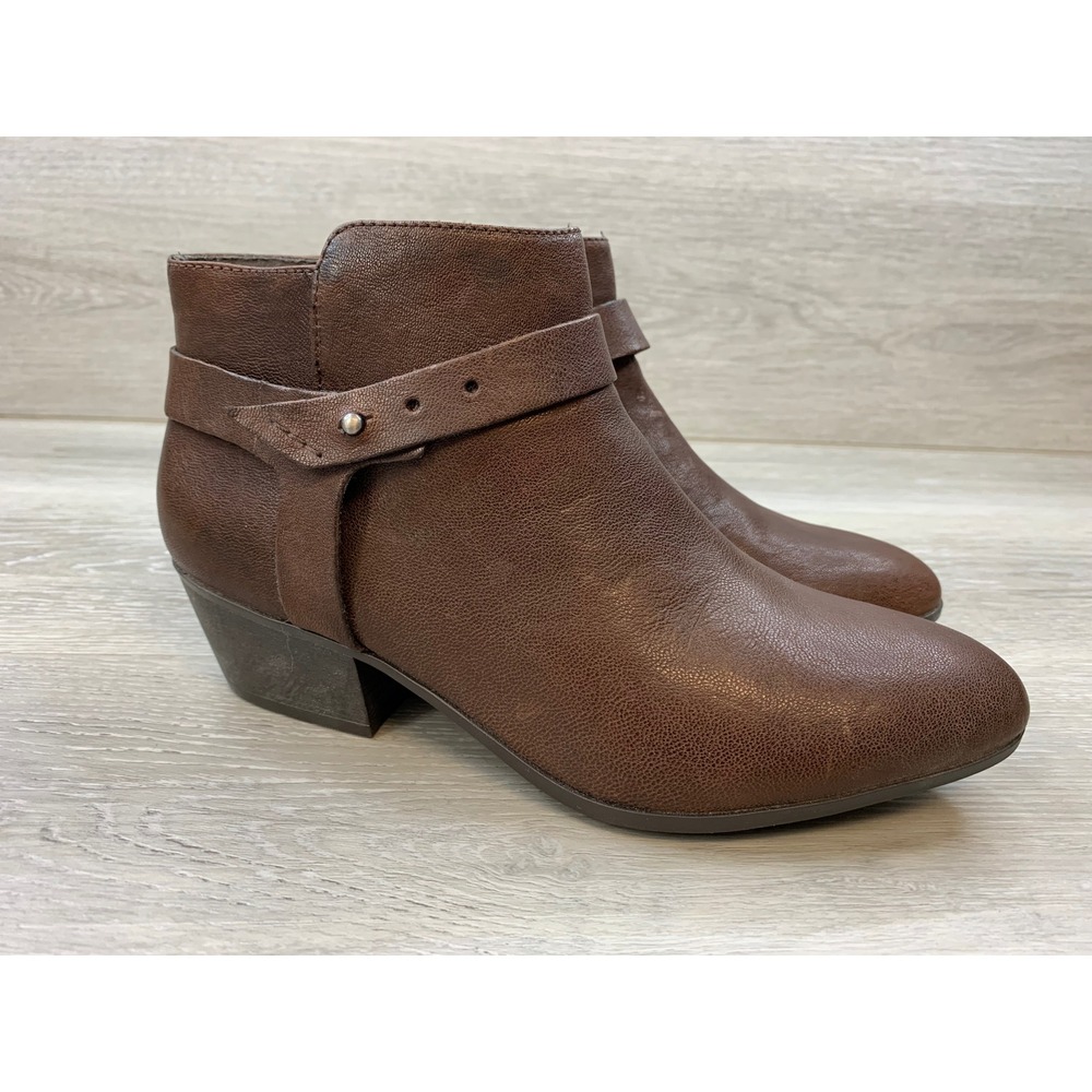 Clarks Boylan Dawn Brown Leather Ankle Boots Studded Wrap Strap Women's 9.5